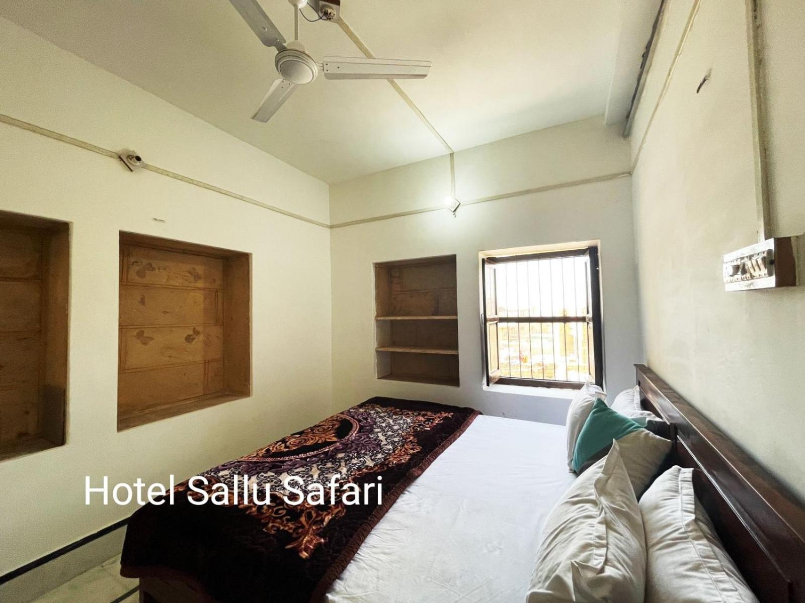 Hotel Sallu Safari Jaisalmer Bagian luar foto