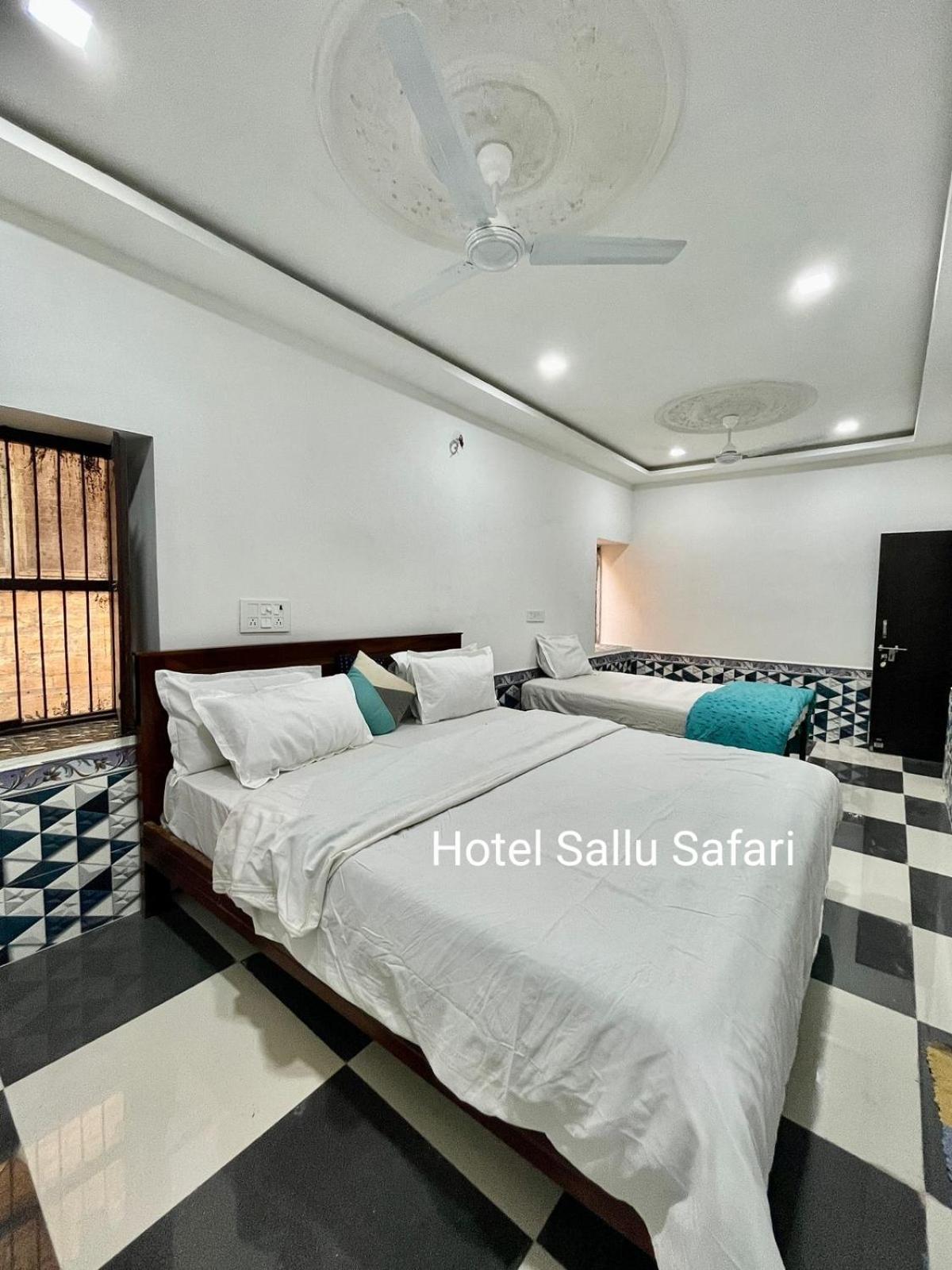 Hotel Sallu Safari Jaisalmer Bagian luar foto