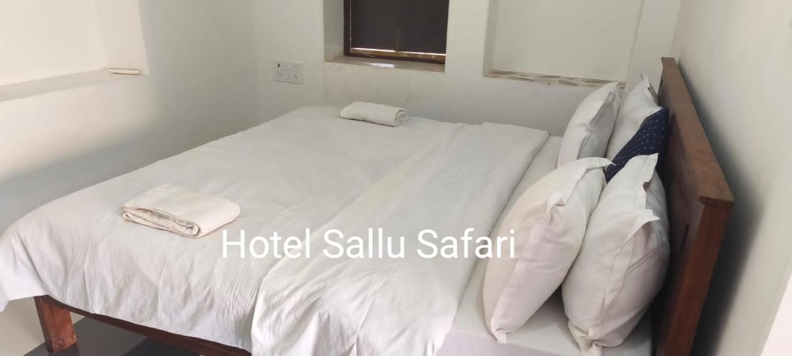 Hotel Sallu Safari Jaisalmer Bagian luar foto