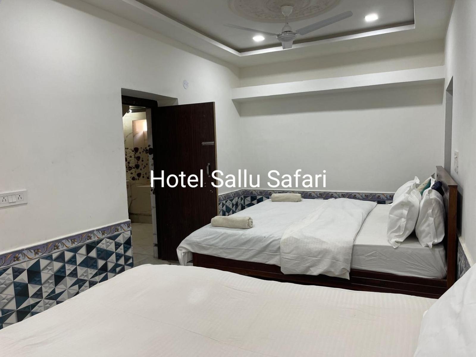 Hotel Sallu Safari Jaisalmer Bagian luar foto
